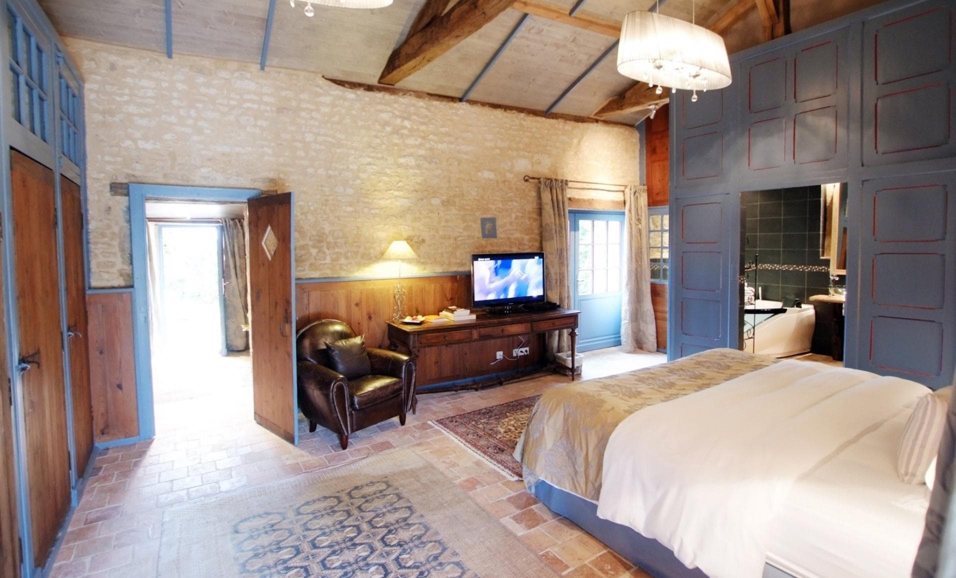 Château de l’Abbaye de Moreilles