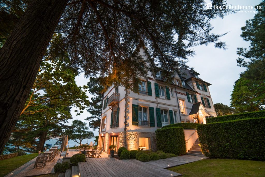 (Re)discover 10 Dreamy French Coastlines 2462wv