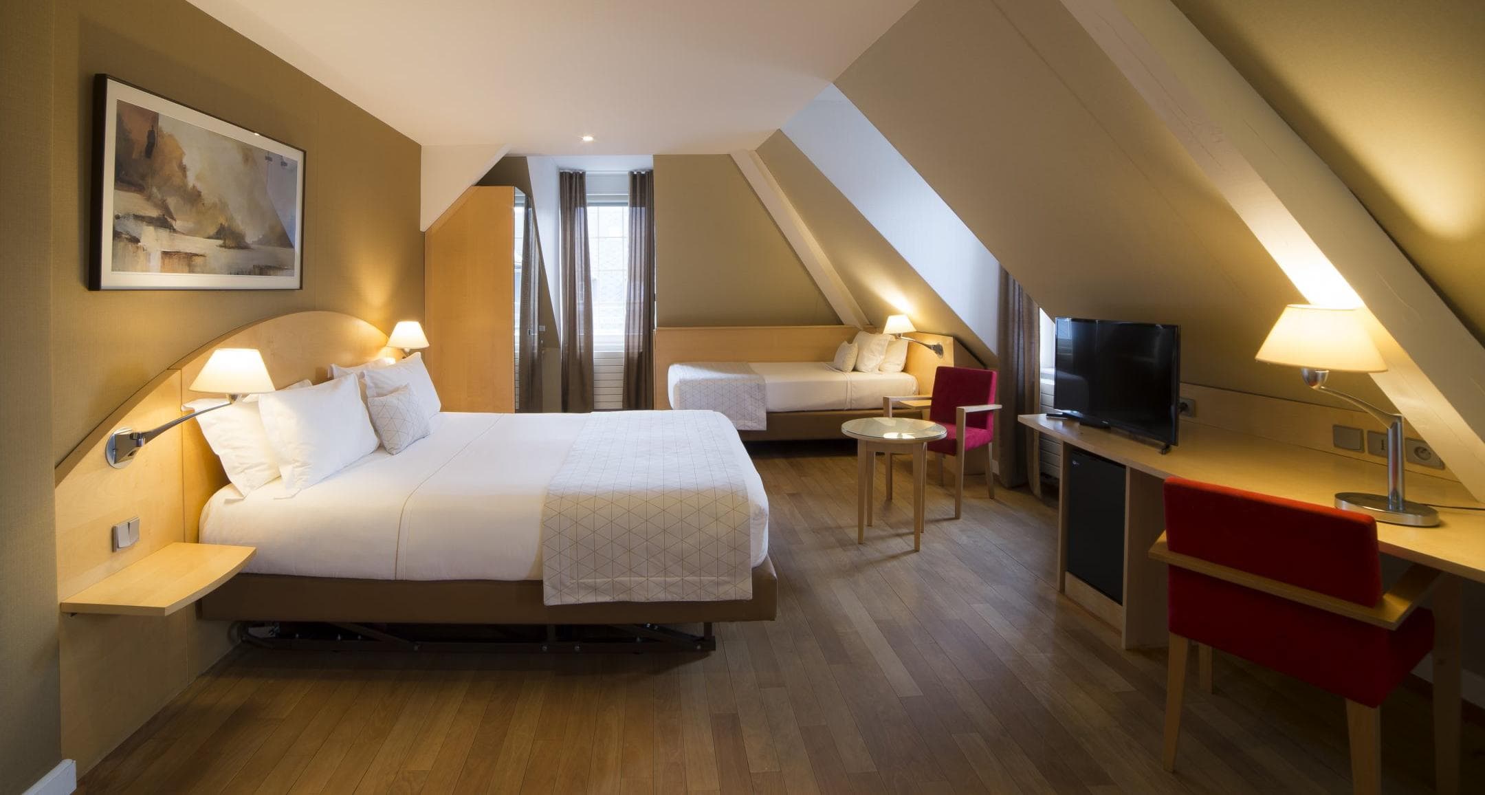 Hannong Hotel & Wine Bar