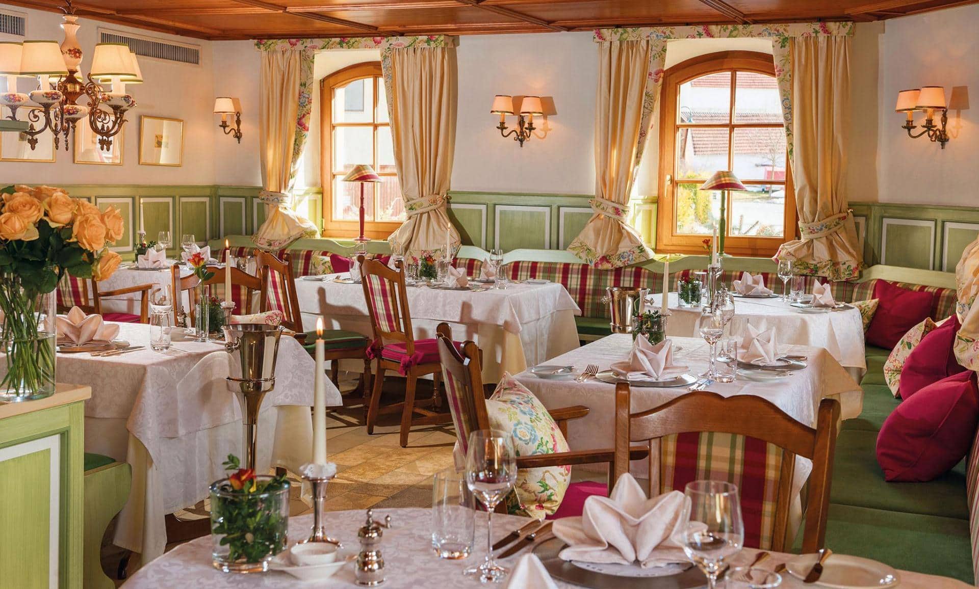 Romantik Hotel I Restaurant Hirsch