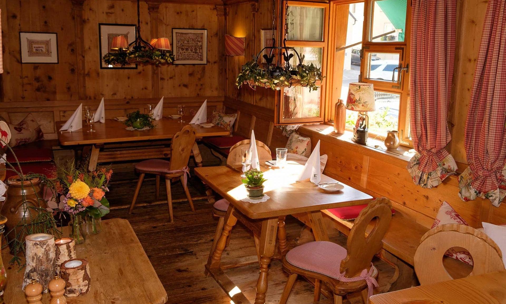 Romantik Hotel I Restaurant Hirsch