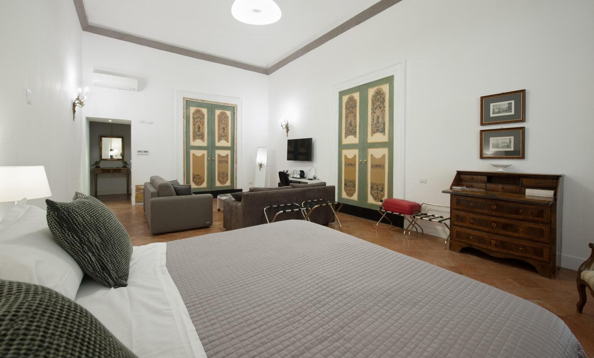 Santa Chiara Boutique Hotel
