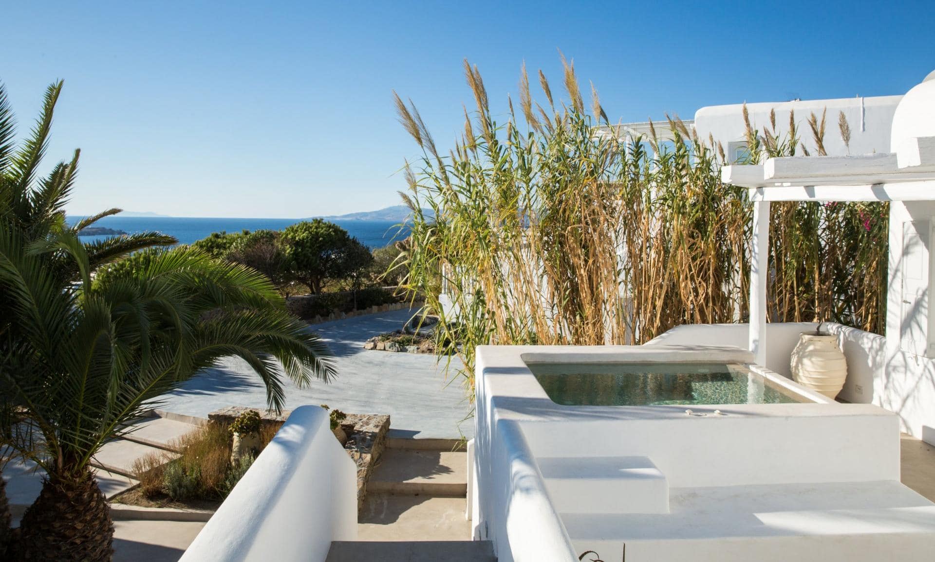 Ostraco Suites