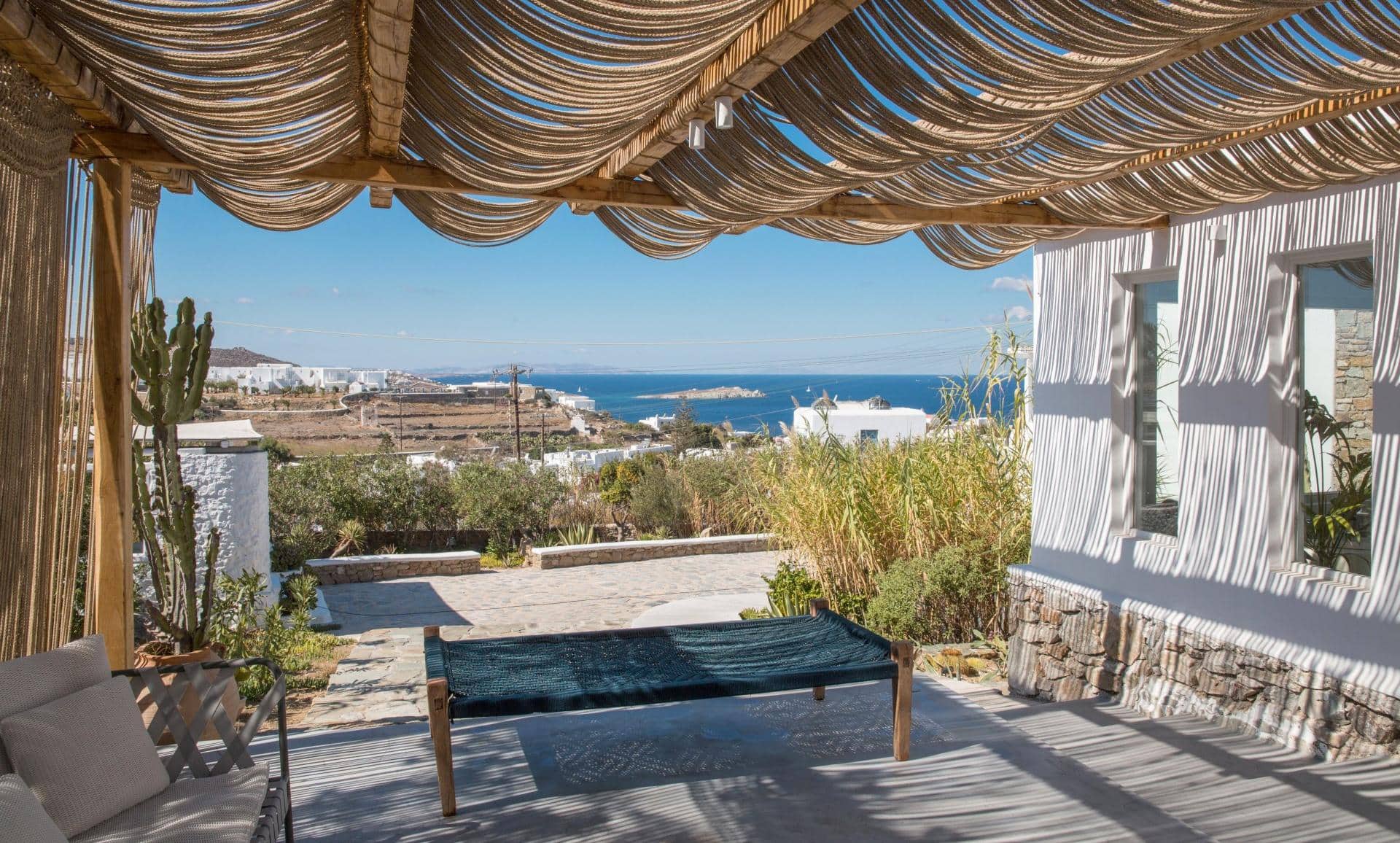 Ostraco Suites
