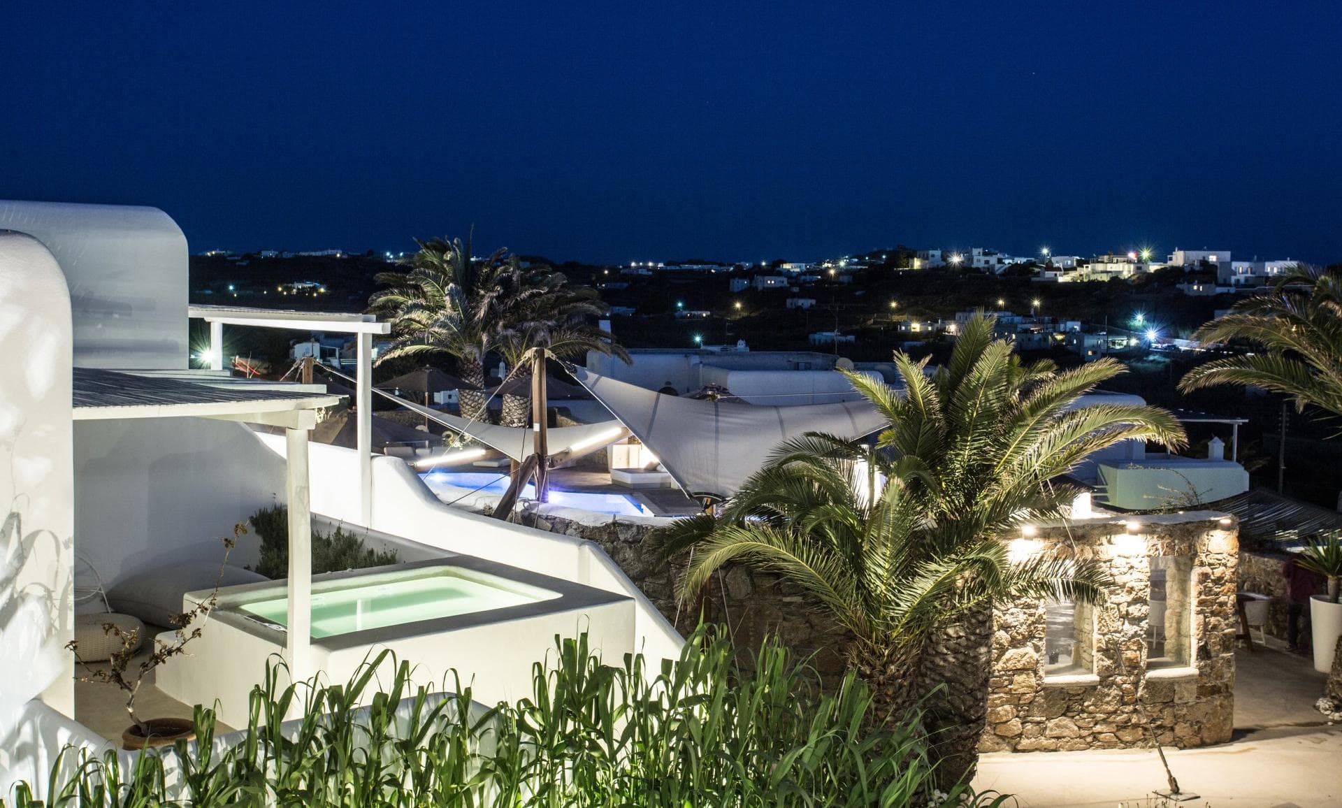 Ostraco Suites