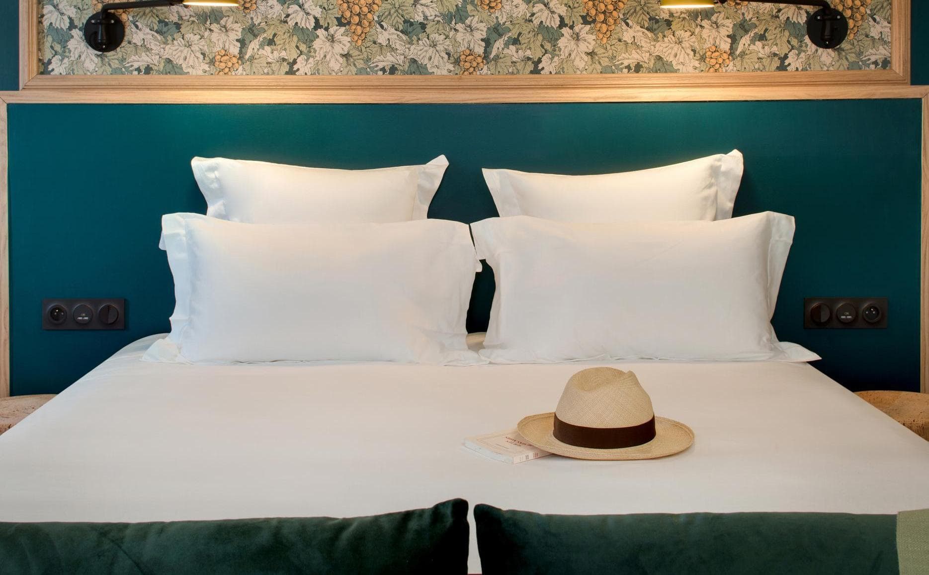 CHATEAU FAGE LA MAISON DES VIGNES