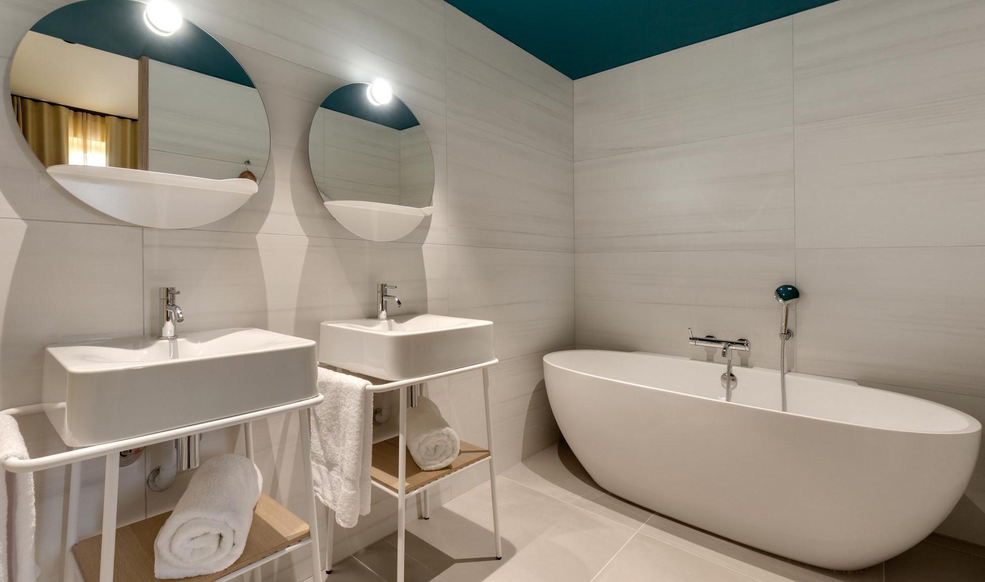 CHATEAU FAGE LA MAISON DES VIGNES