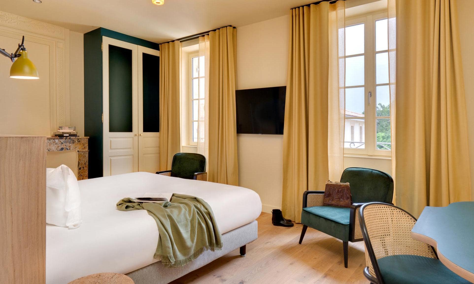 CHATEAU FAGE LA MAISON DES VIGNES