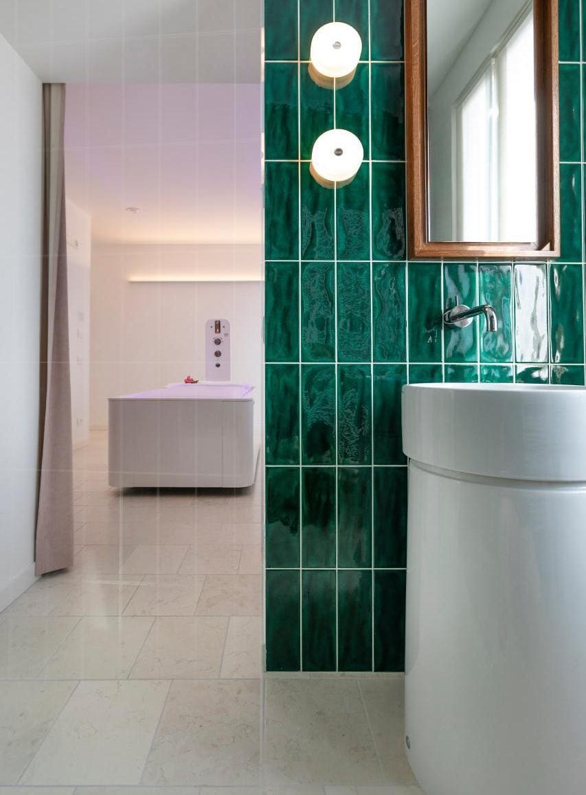 Regina Adelaide Hotel