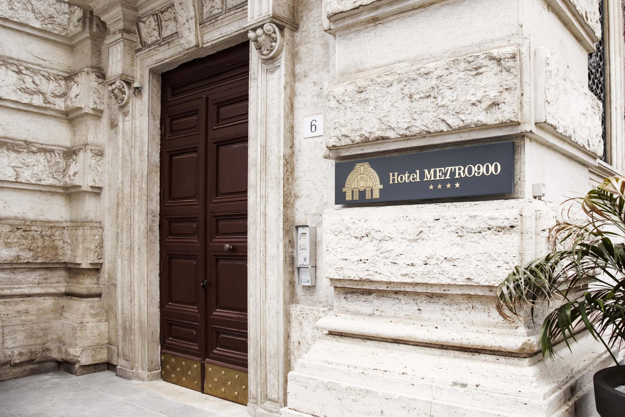 Metro900 Boutique Hotel