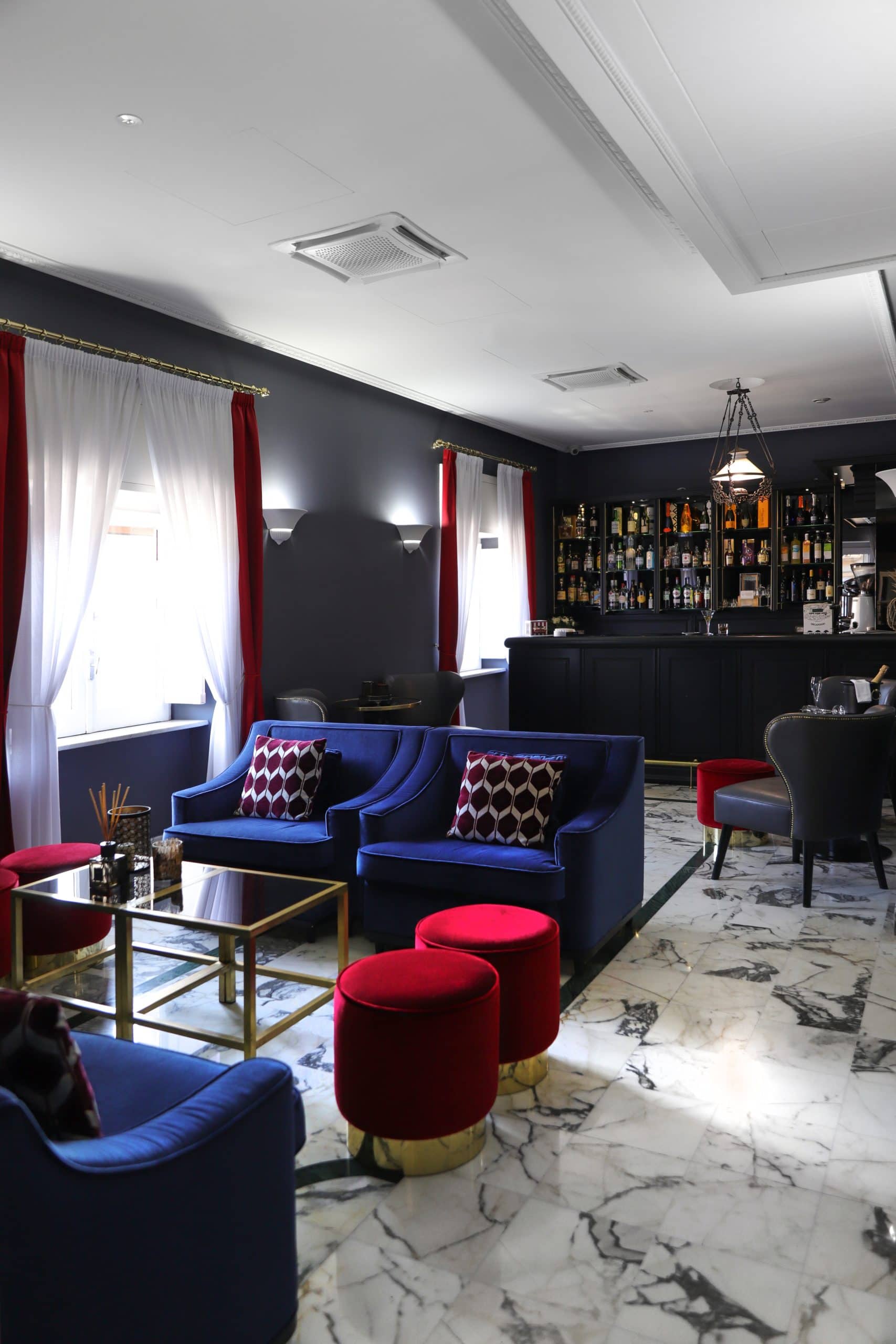 Metro900 Boutique Hotel