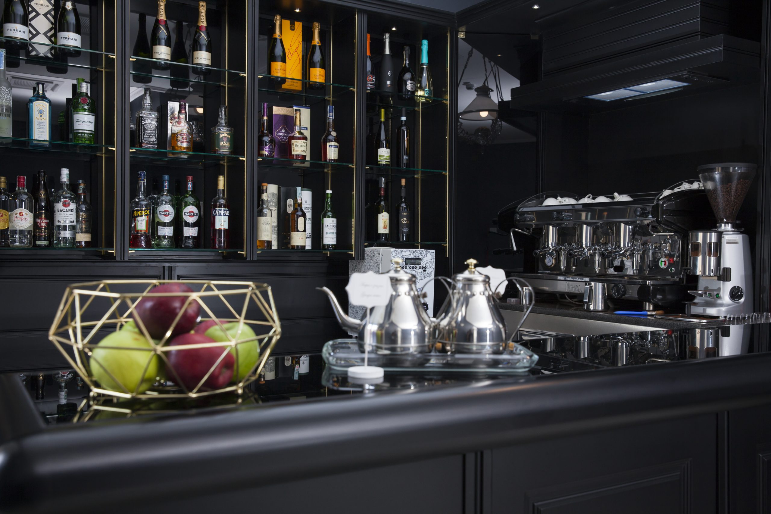 Metro900 Boutique Hotel