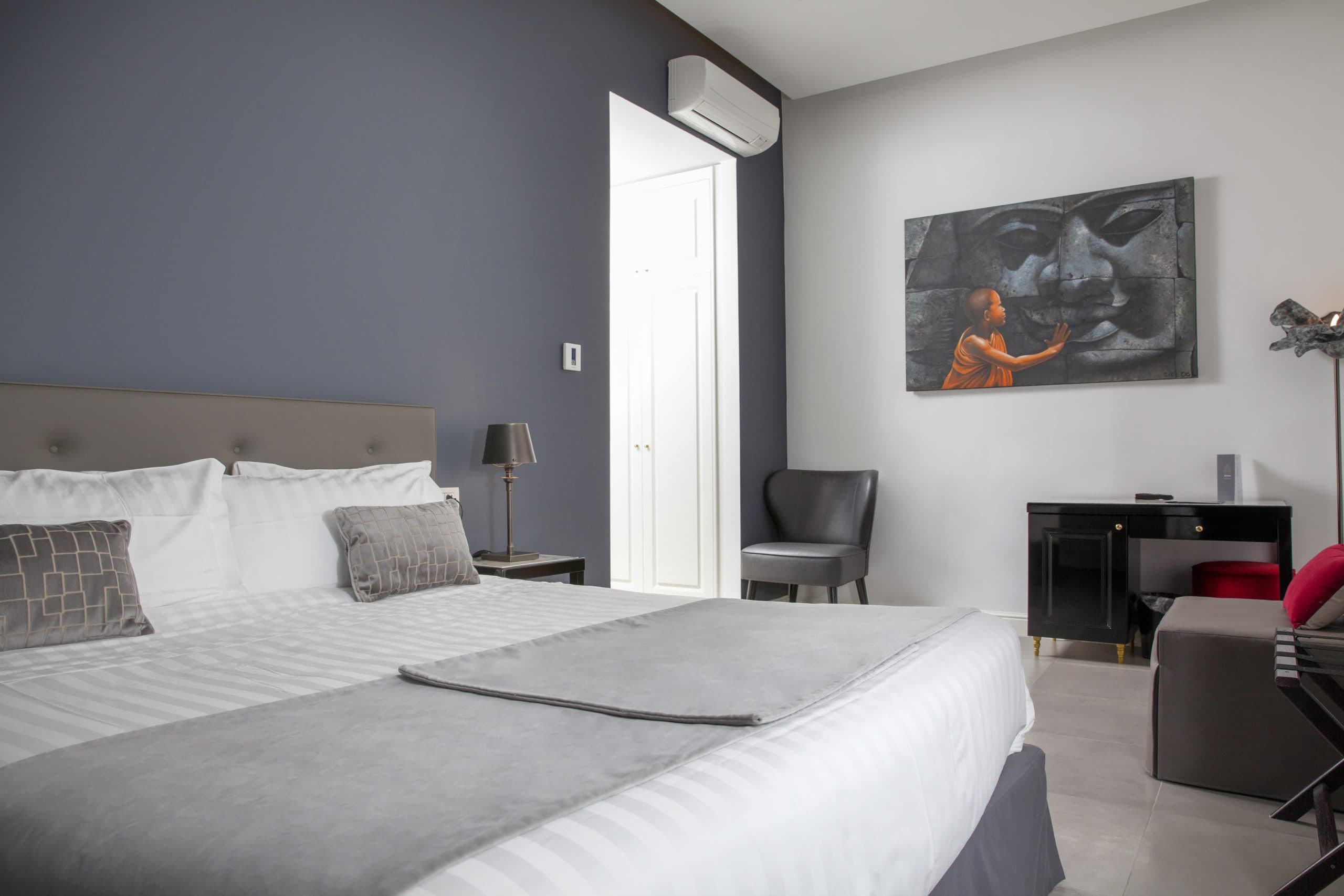 Metro900 Boutique Hotel