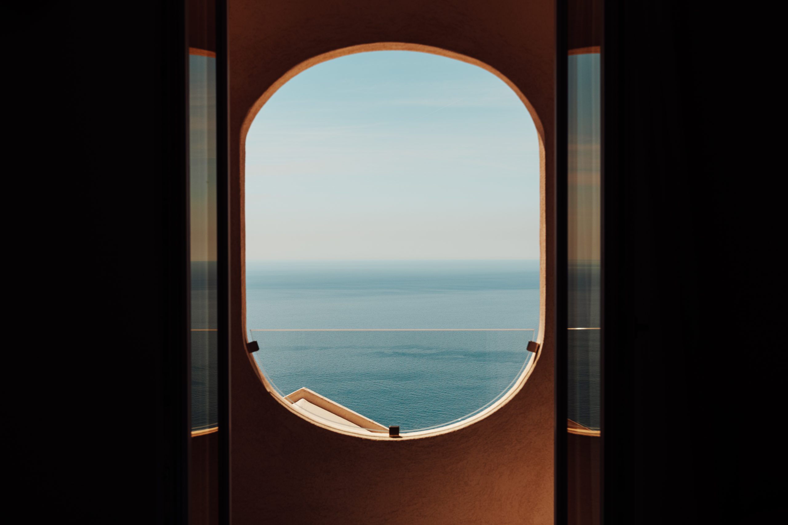 Albergo Dipinto – Bacco Furore