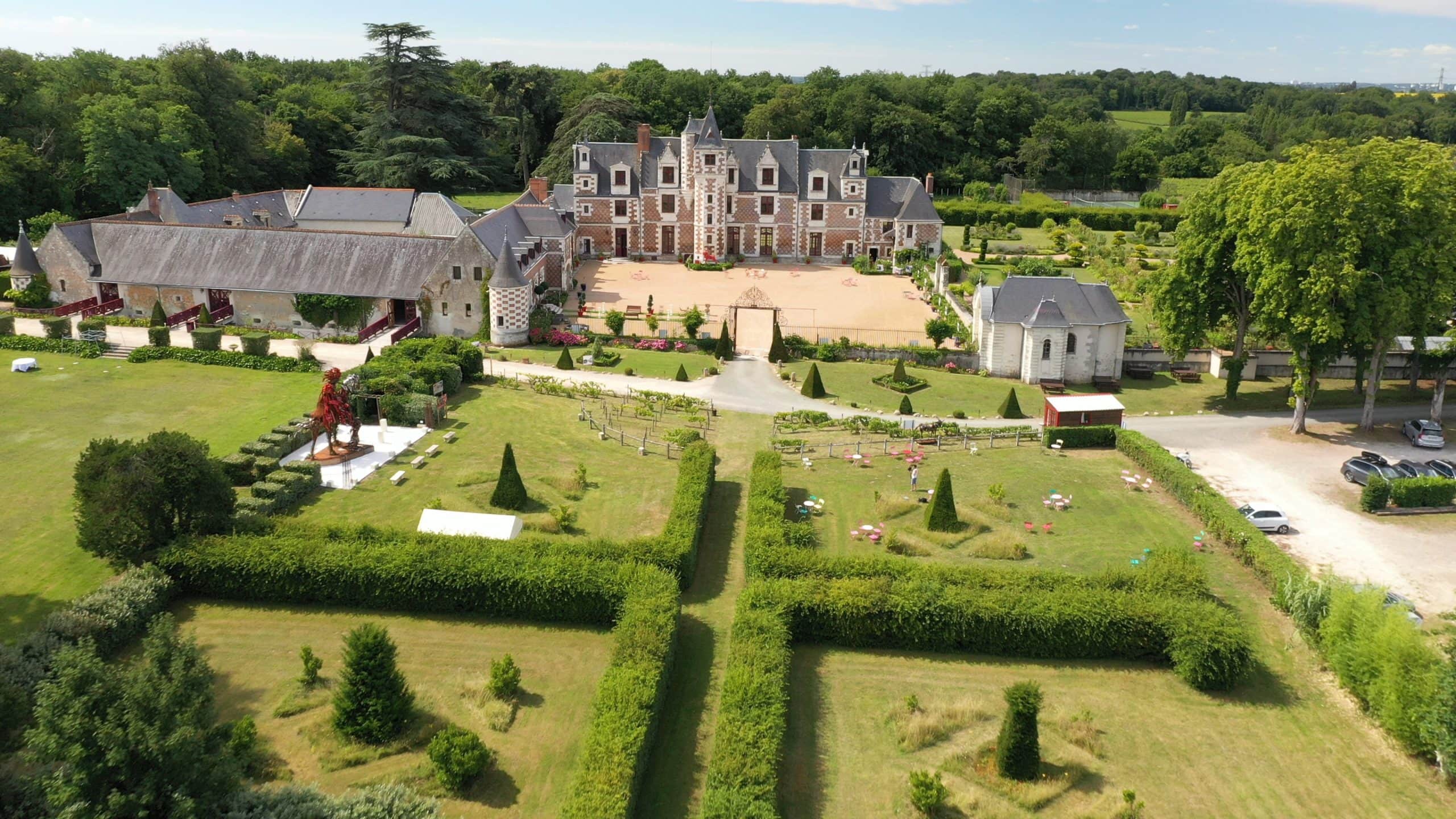 Château de Jallanges & SPA