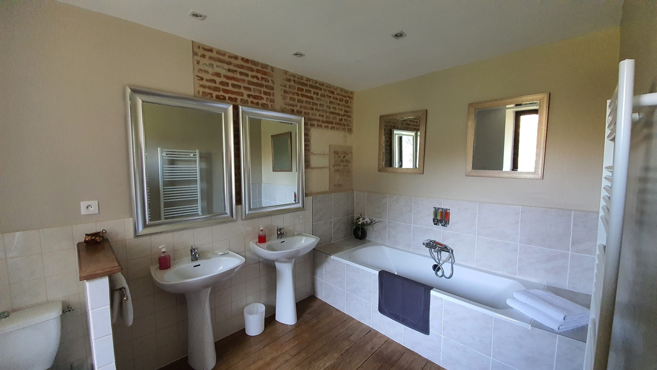 Château de Jallanges & SPA