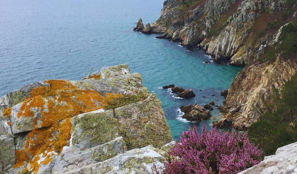 Randonnée en Europe : le Sentier des Douaniers en Bretagne