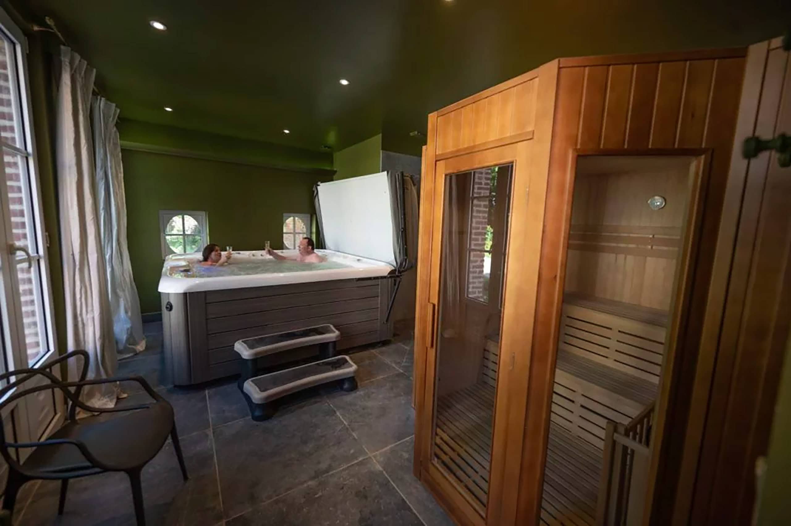 Les Myrrhophores & Spa