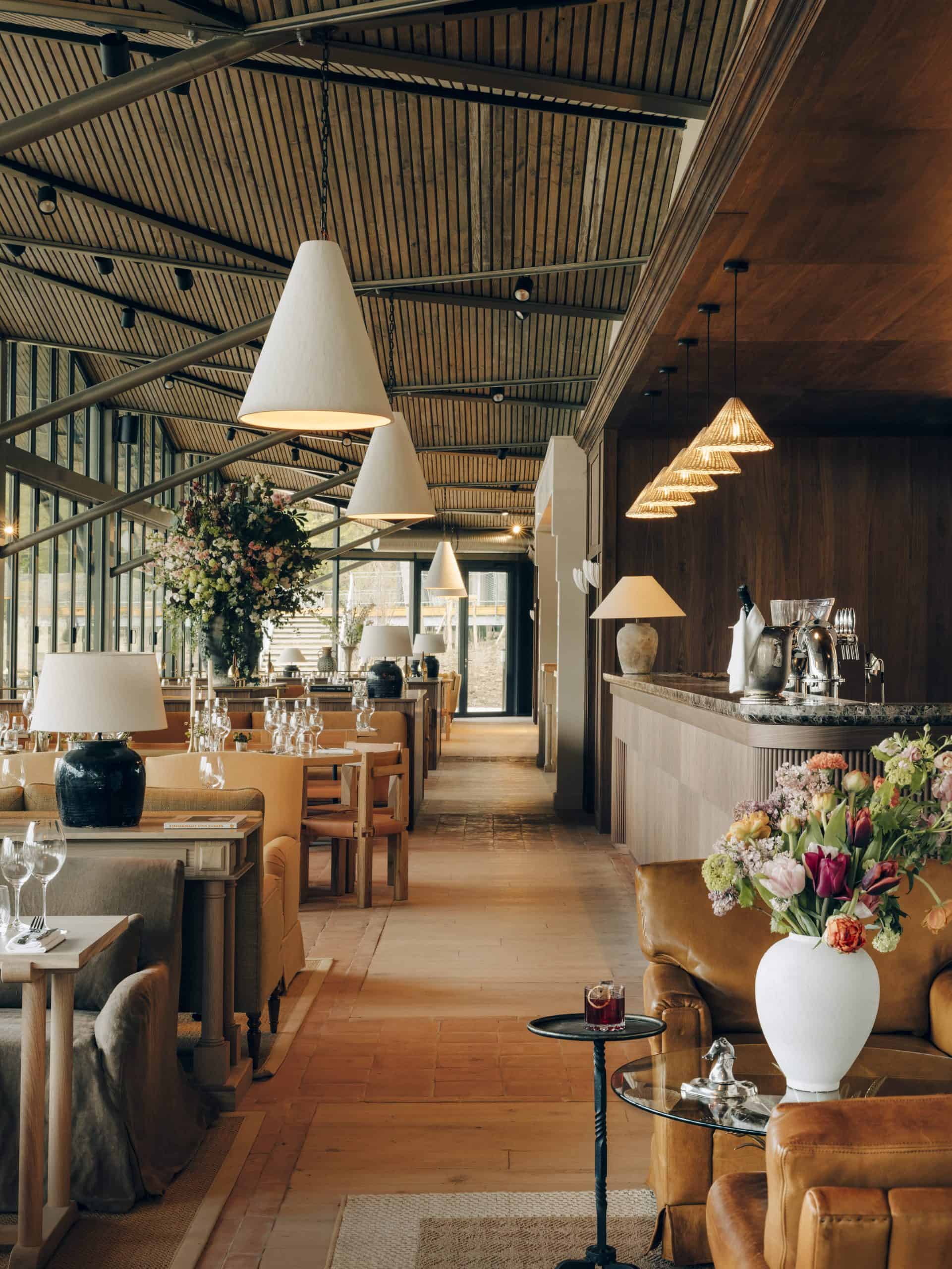 Les Roseaux, Restaurant du Hangar Y