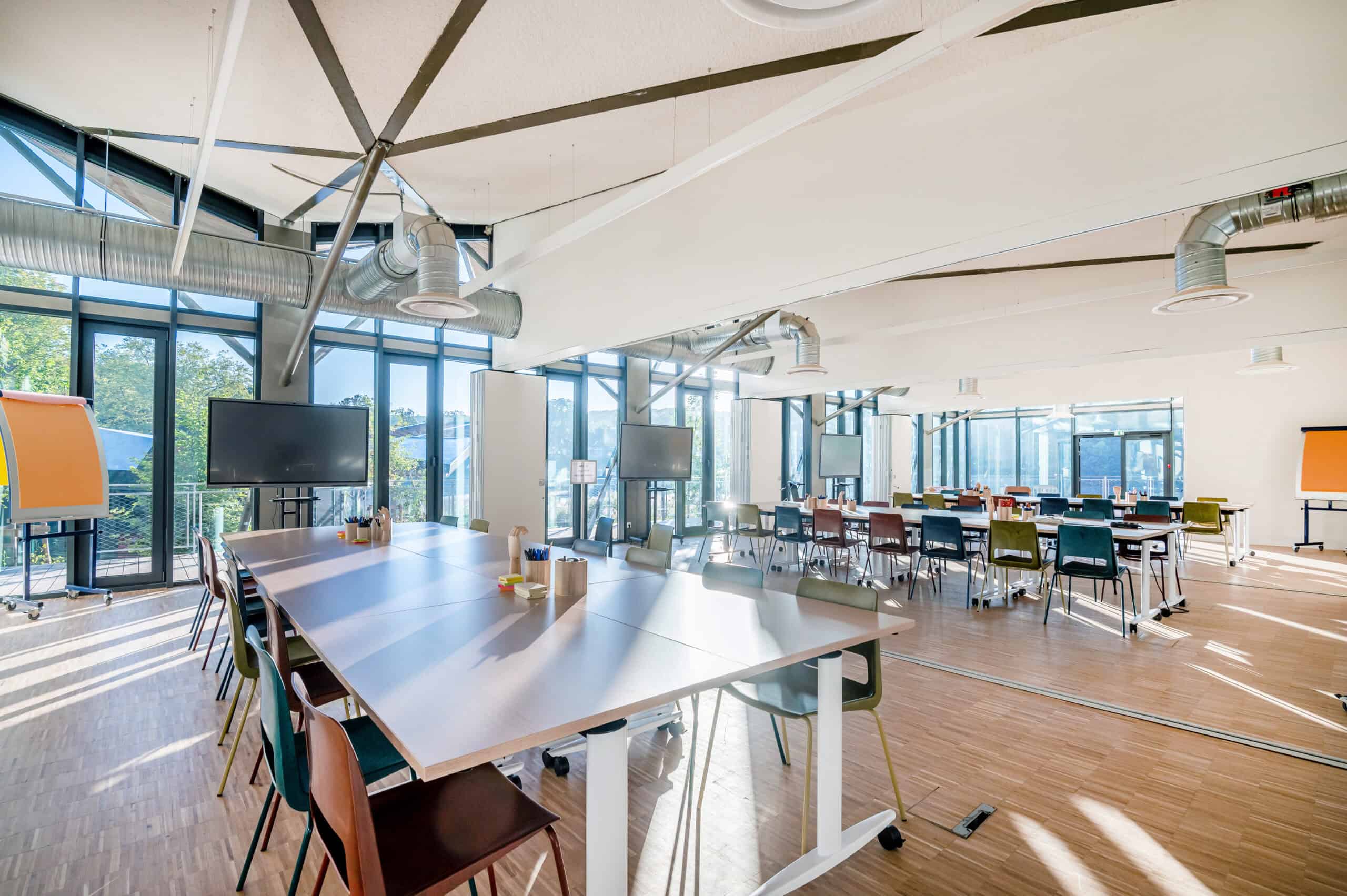 Les Roseaux, Restaurant du Hangar Y