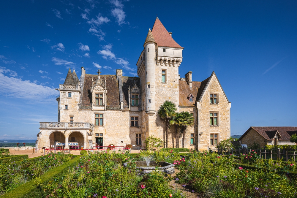 Dordogne : authentique témoin du passé chateau des milandes shutterstock 2608581373 lev levin 1