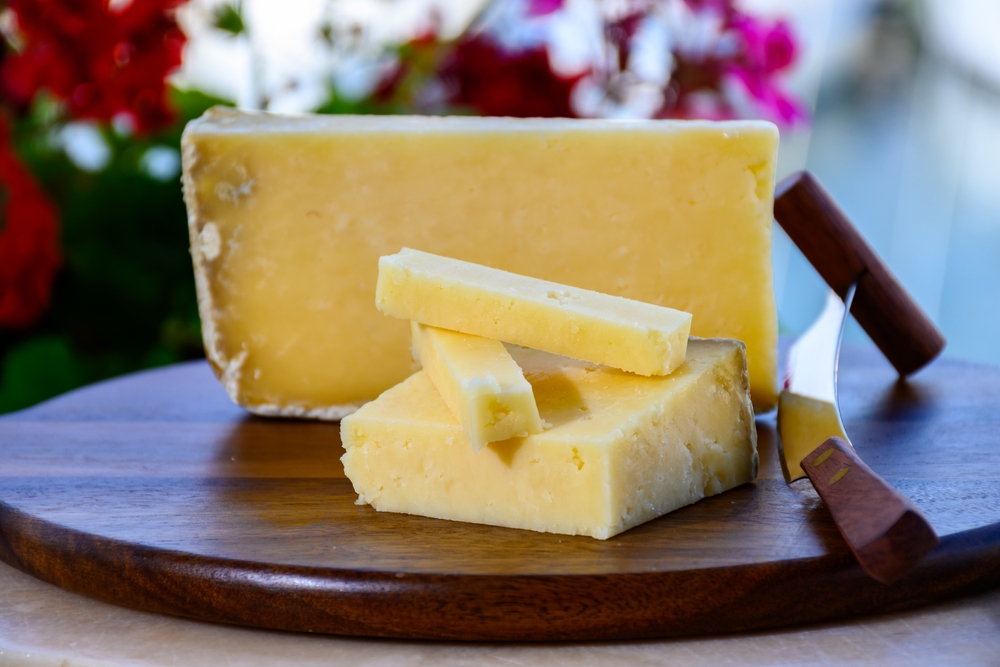 La Route des Fromages d'Auvergne la route des fromages d’auvergne