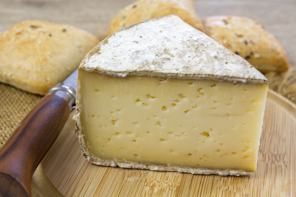 La Route des Fromages d'Auvergne la route des fromages d’auvergne