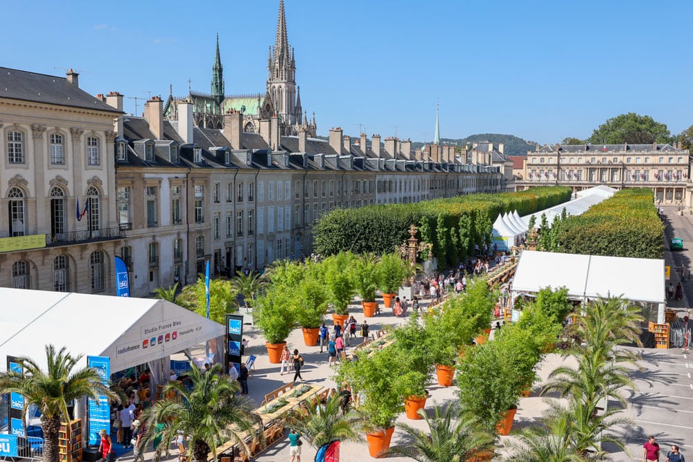 le livre sur la place de nancy