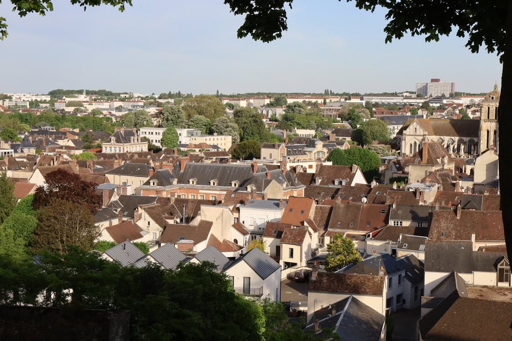 La Route des Cidres : découvrez la Normandie dreux eure shutterstock 2628832675 ebascol