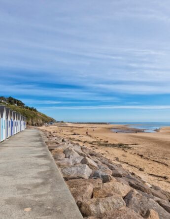 plage portiniere manche shutterstock 2581005505 olivier hoffmann