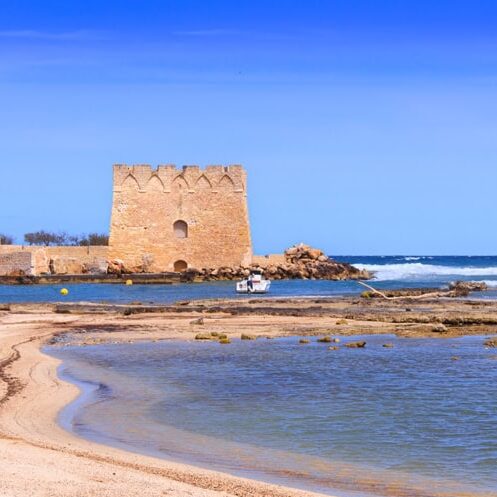 shutterstock 2181737129 c vololibero plage de torre santa sabina dans les pouilles italie edited