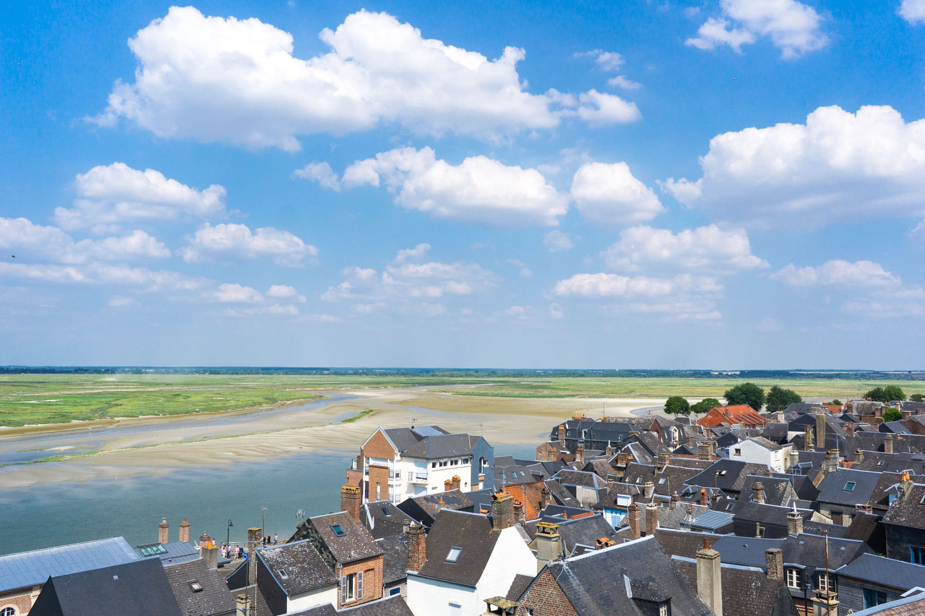 Région Hauts-de-France saint valery sur somme vue sur les toits