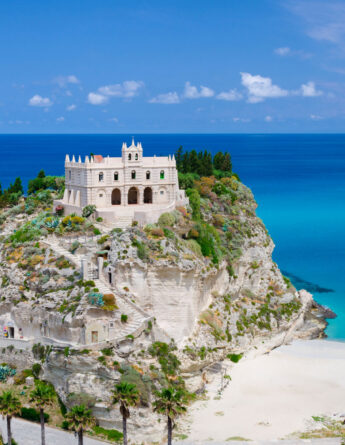 shutterstock 1134734165 ©aliaksandr antanovich monastery sanctuary church of santa maria dell isola on top of rock tyrrhenian sea tropea town vibo valentia calabria southern italy