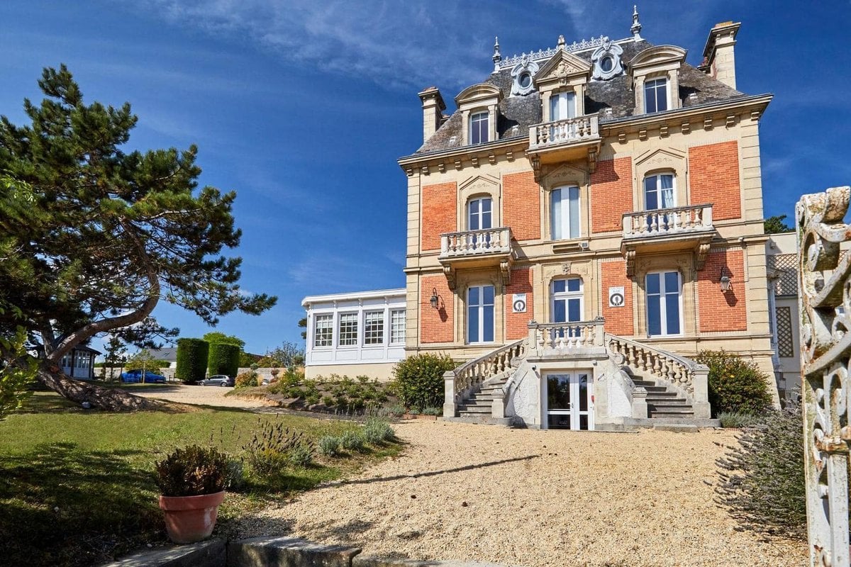 vignette arromanches 768x512 comp 1